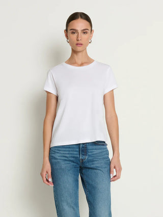 GOLDIE_TEE_2134CNX_WHT_NATALIA_1.jpg.webp