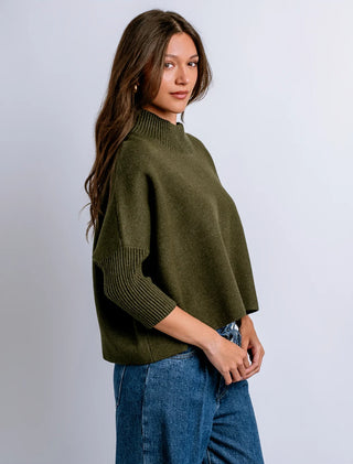 M5154_AJA_SWEATER_OLIVE_2.webp